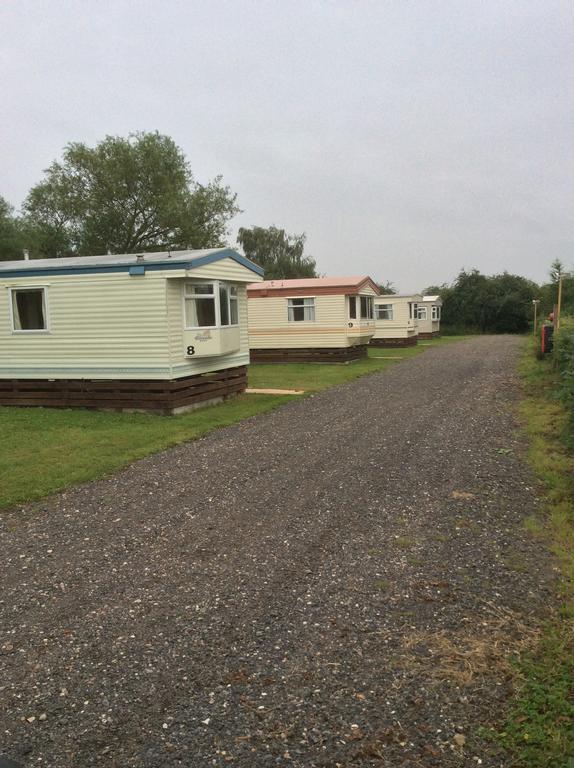 Fenlake Holiday Accommodation Metheringham ภายนอก รูปภาพ