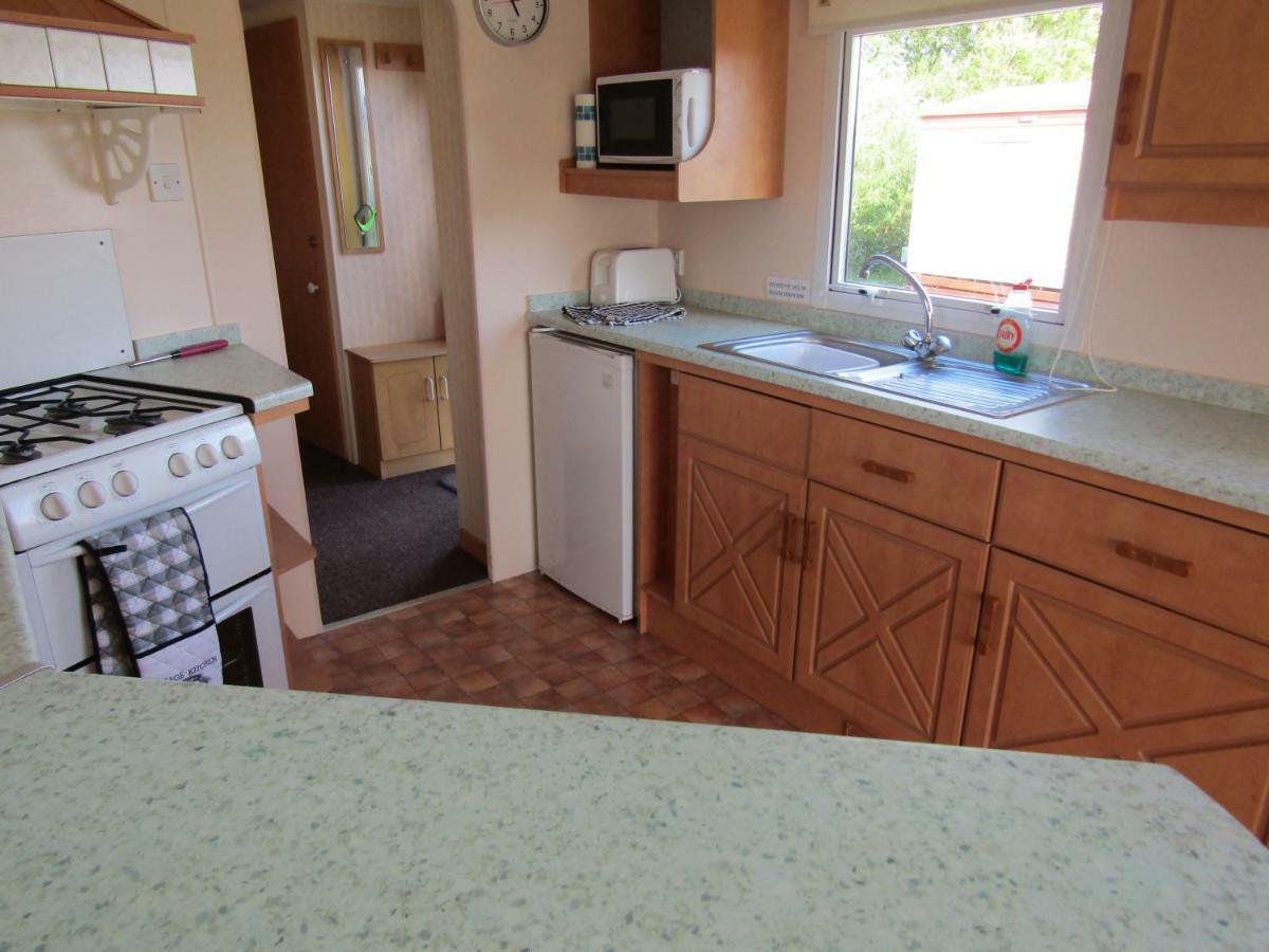 Fenlake Holiday Accommodation Metheringham ภายนอก รูปภาพ