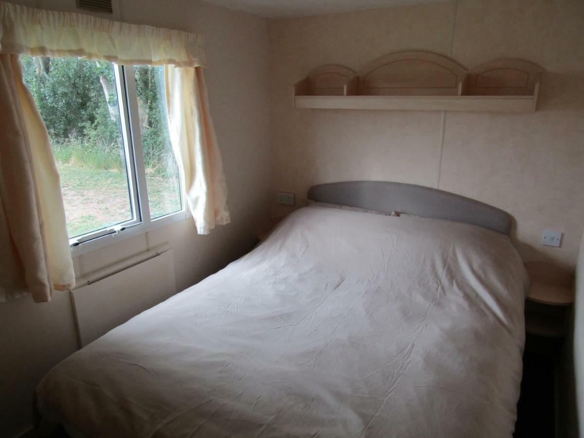 Fenlake Holiday Accommodation Metheringham ภายนอก รูปภาพ