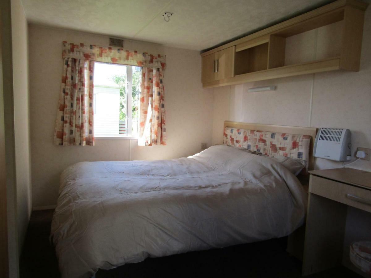 Fenlake Holiday Accommodation Metheringham ภายนอก รูปภาพ